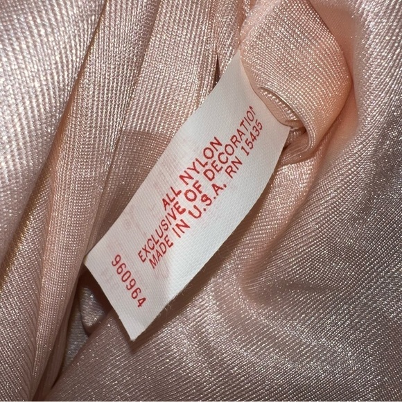 Vintage Gilead 70’s Light Pink Maxi Nightgown Size Small - Picture 2 of 12